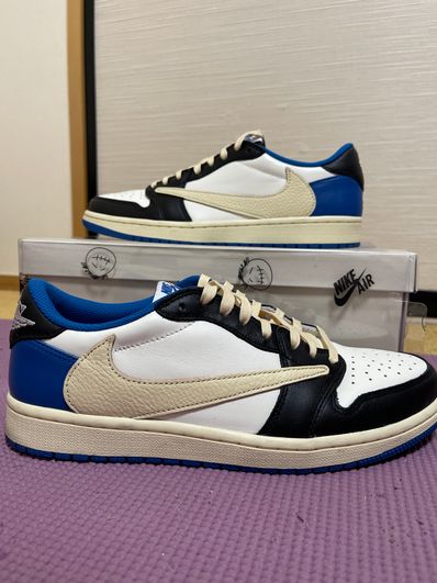 Travis Scott × fragment design × Nike Air Jordan 1 Low OG SP "Military Blue"