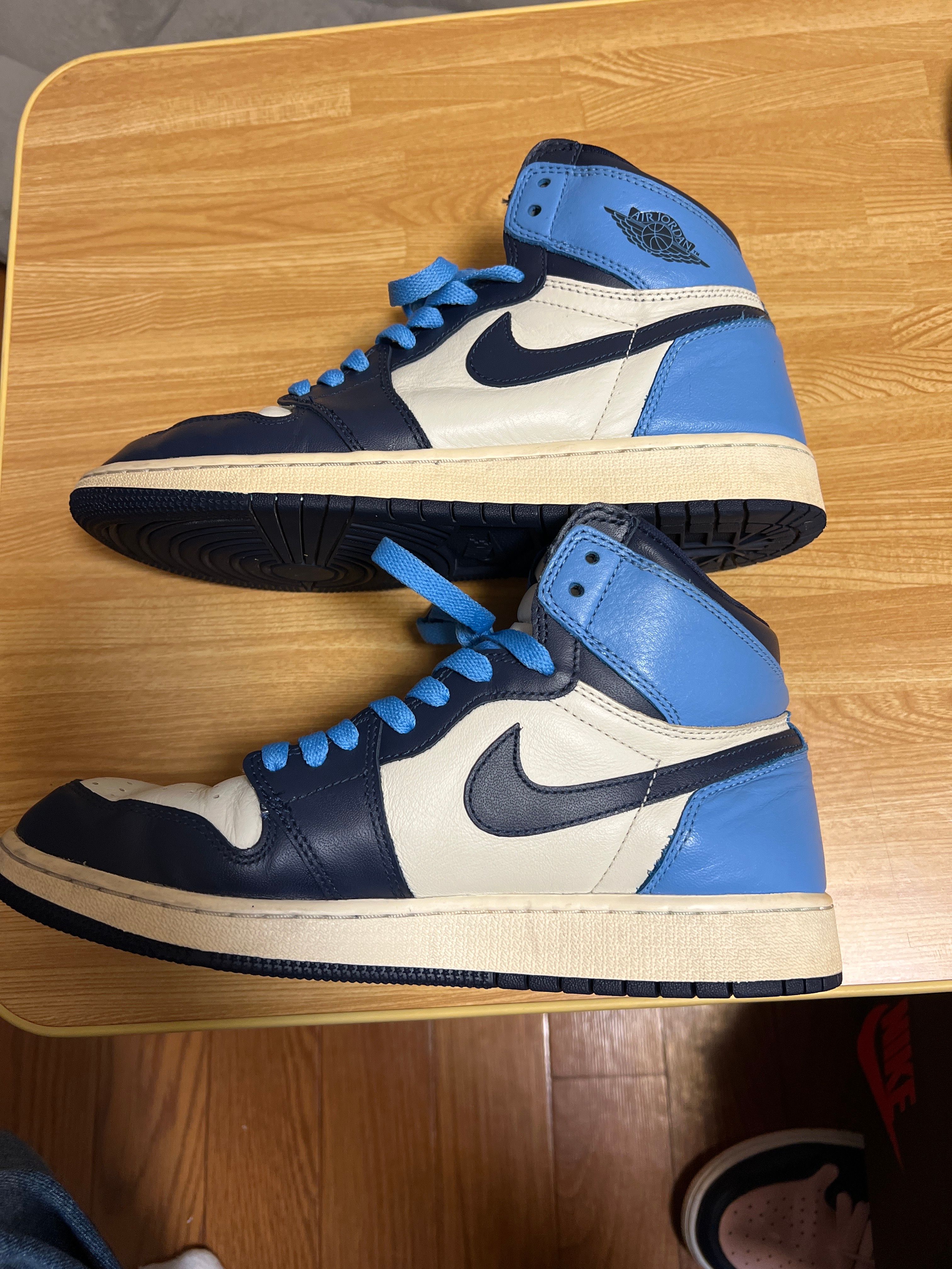 Nike GS Air Jordan 1 Retro High "Obsidian/University Blue"