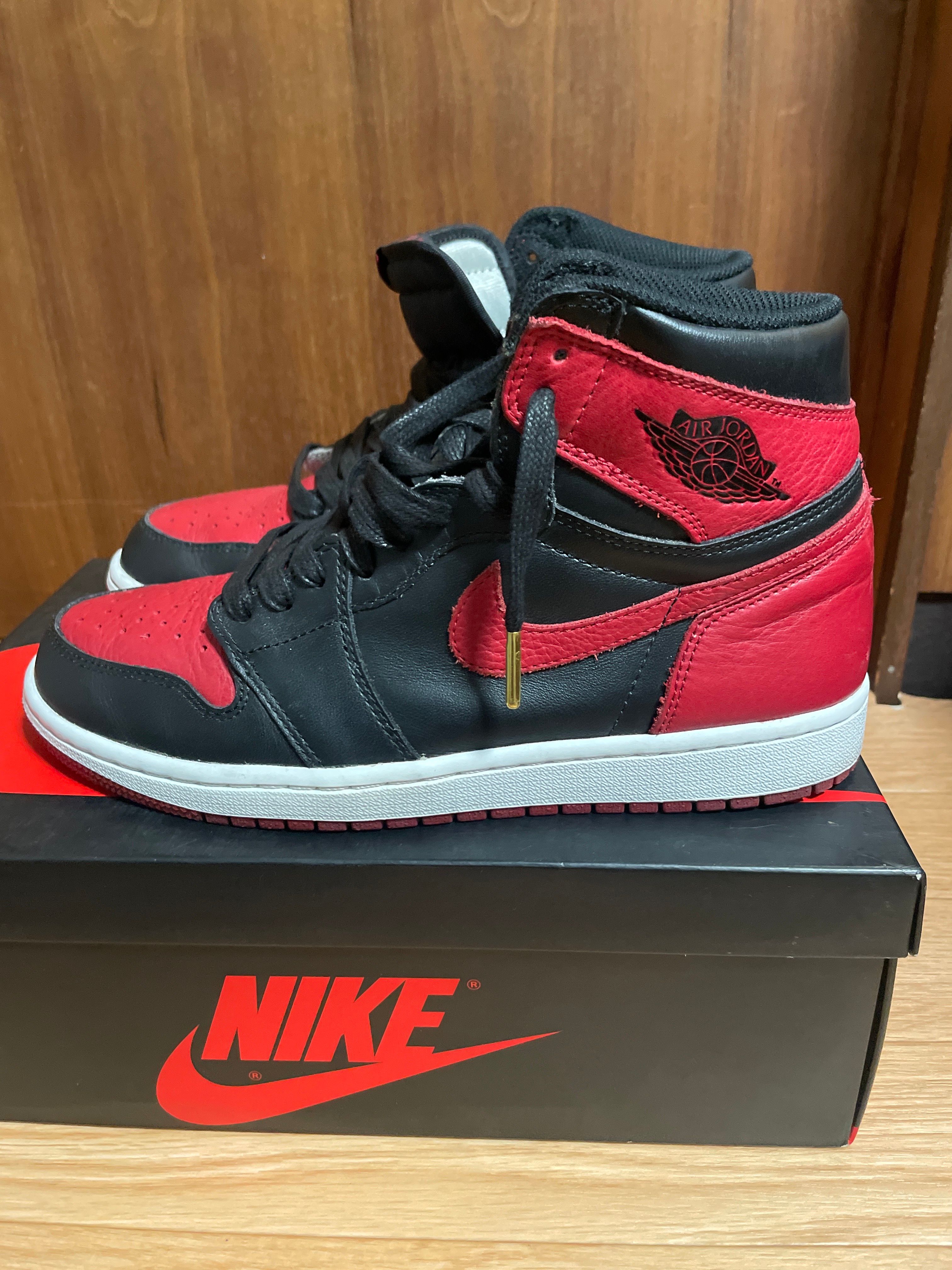 Nike Air Jordan 1 Retro High OG "Bred/Banned" (2016)