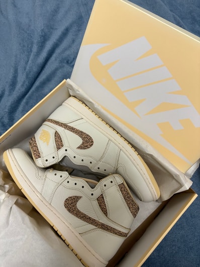 Nike Air Jordan 1 High OG Craft "Vibrations of Naija"
