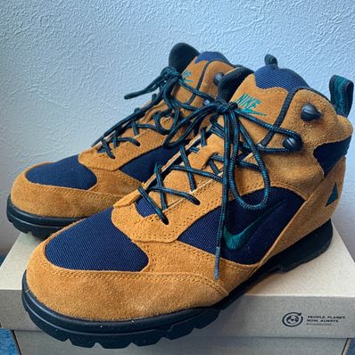 Nike ACG Torre Mid "Burnt Sienna and Obsidian"