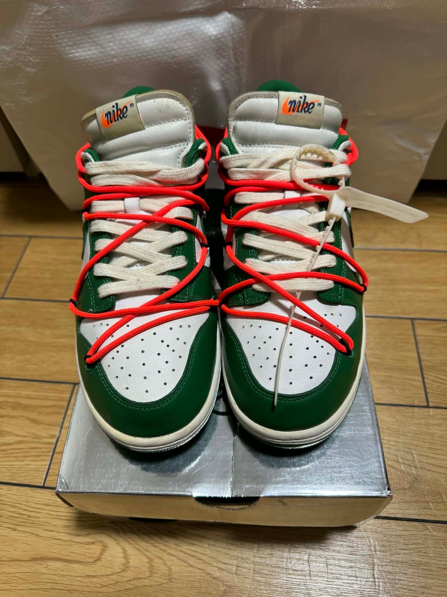Off-White × Nike Dunk Low "White/Pine Green"