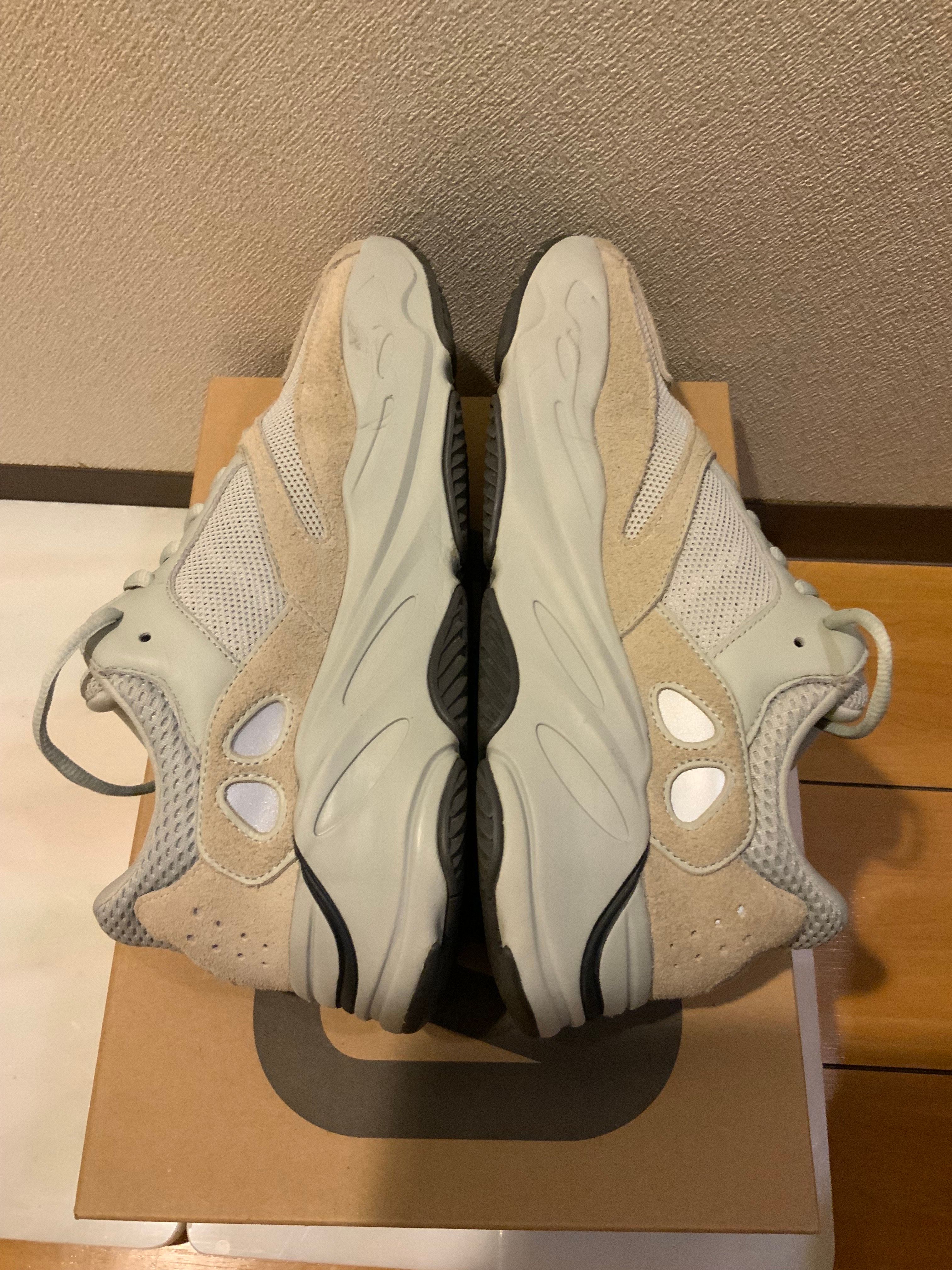 adidas YEEZY Boost 700 "Salt"