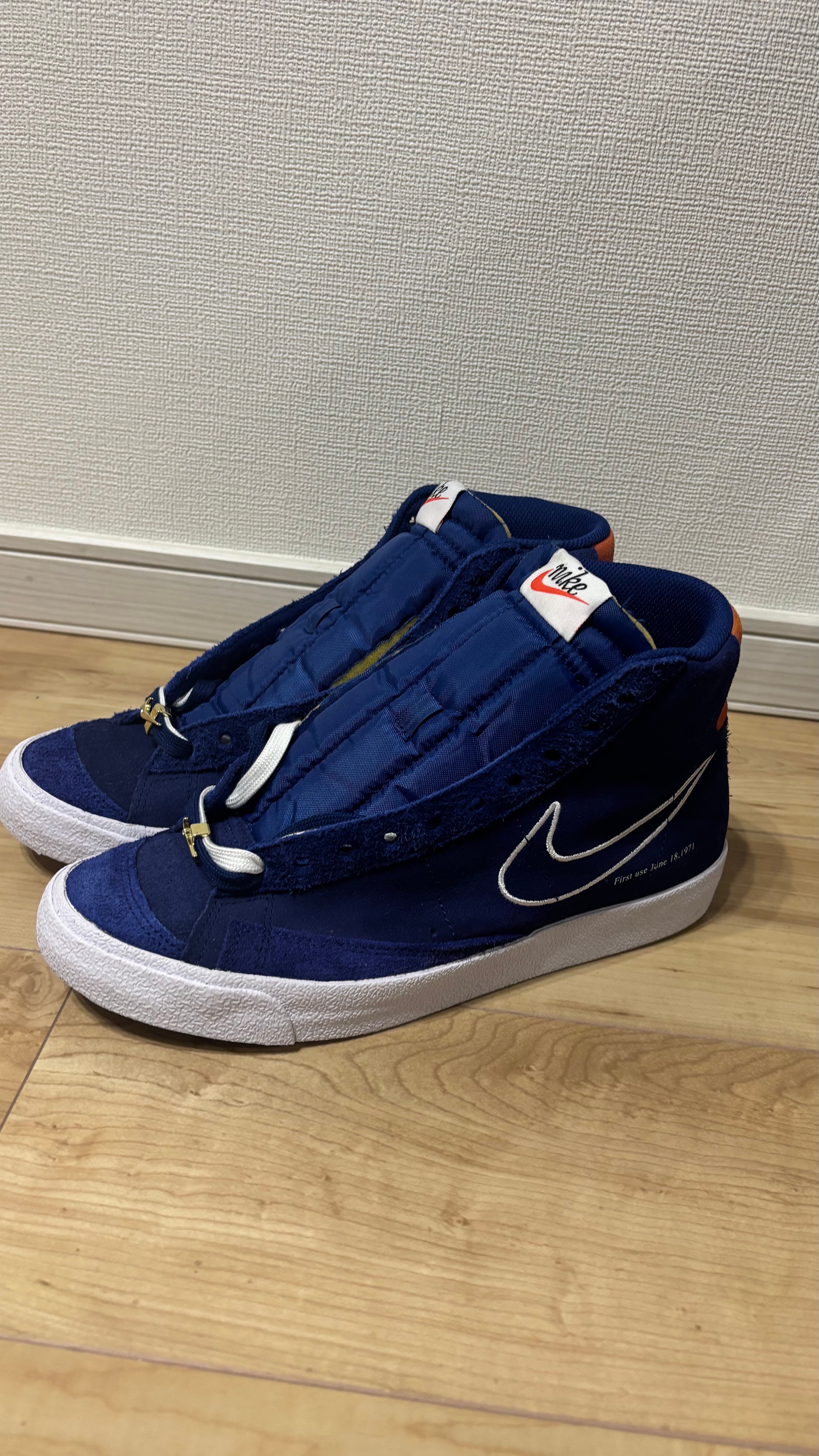 Nike Blazer Mid '77 SE "Deep Royal Blue/White"