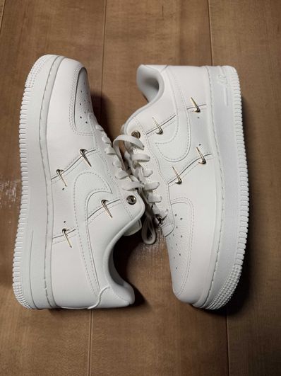 Nike Women's Air Force 1 '07 LX "Sail/Metallic Gold"