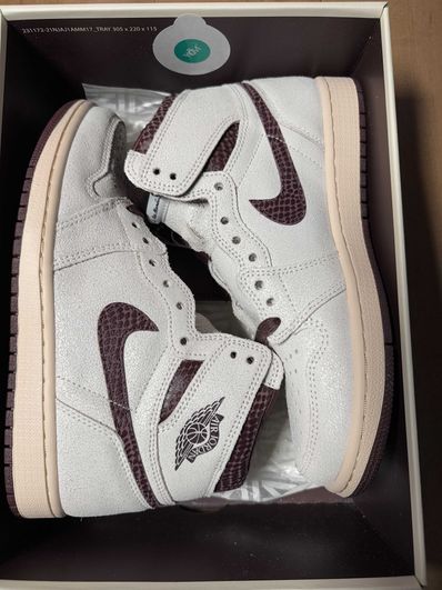 A Ma Maniere × Nike Air Jordan 1 Retro High OG "Sail and Burgundy"