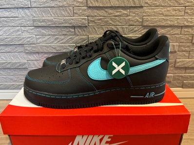 Nike Air Force 1 Low "Black Tiffany"