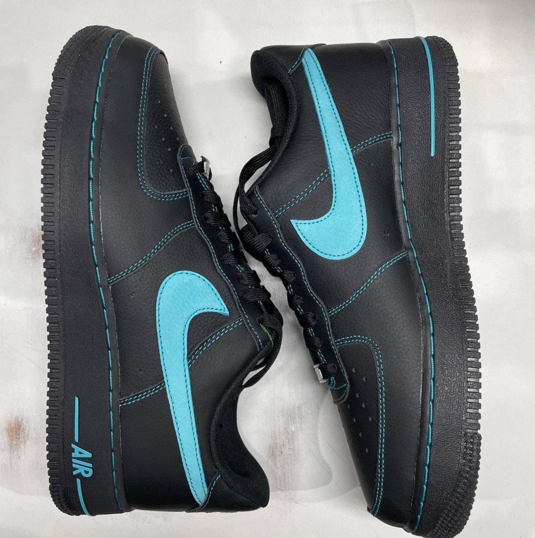 Nike Air Force 1 Low "Black Tiffany"