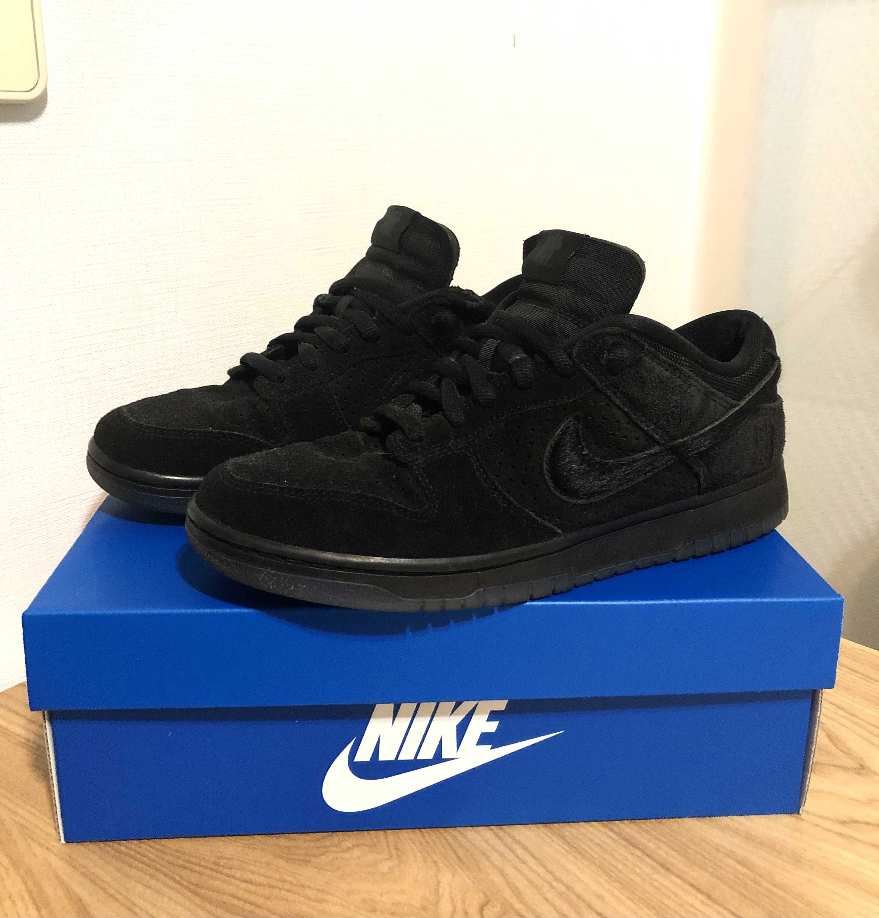 UNDEFEATED × Nike Dunk Low SP "5 ON IT"