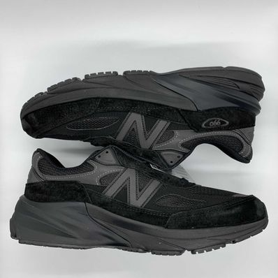 New Balance 990V6 "Triple Black"