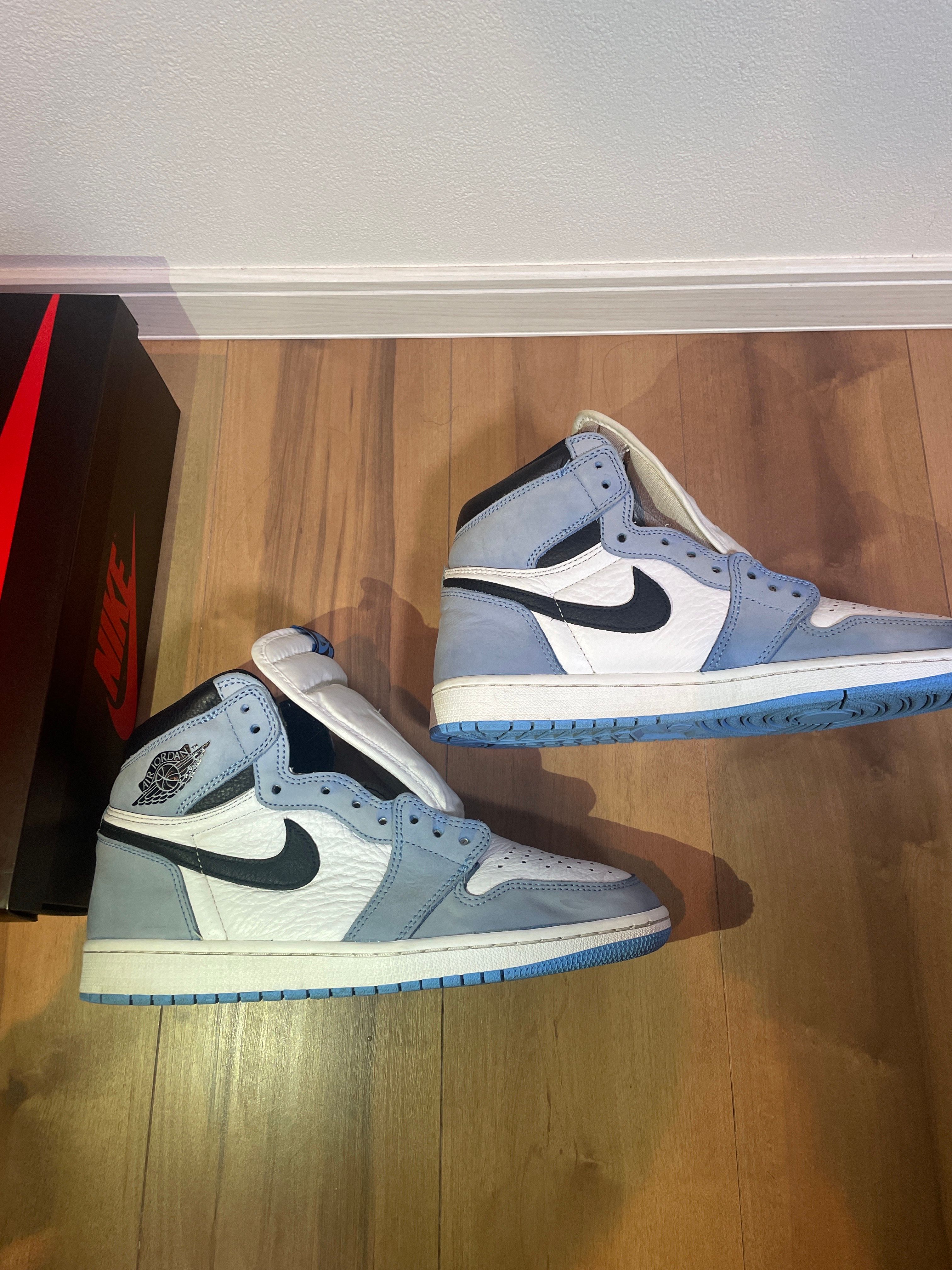 Nike Air Jordan 1 High OG "University Blue"