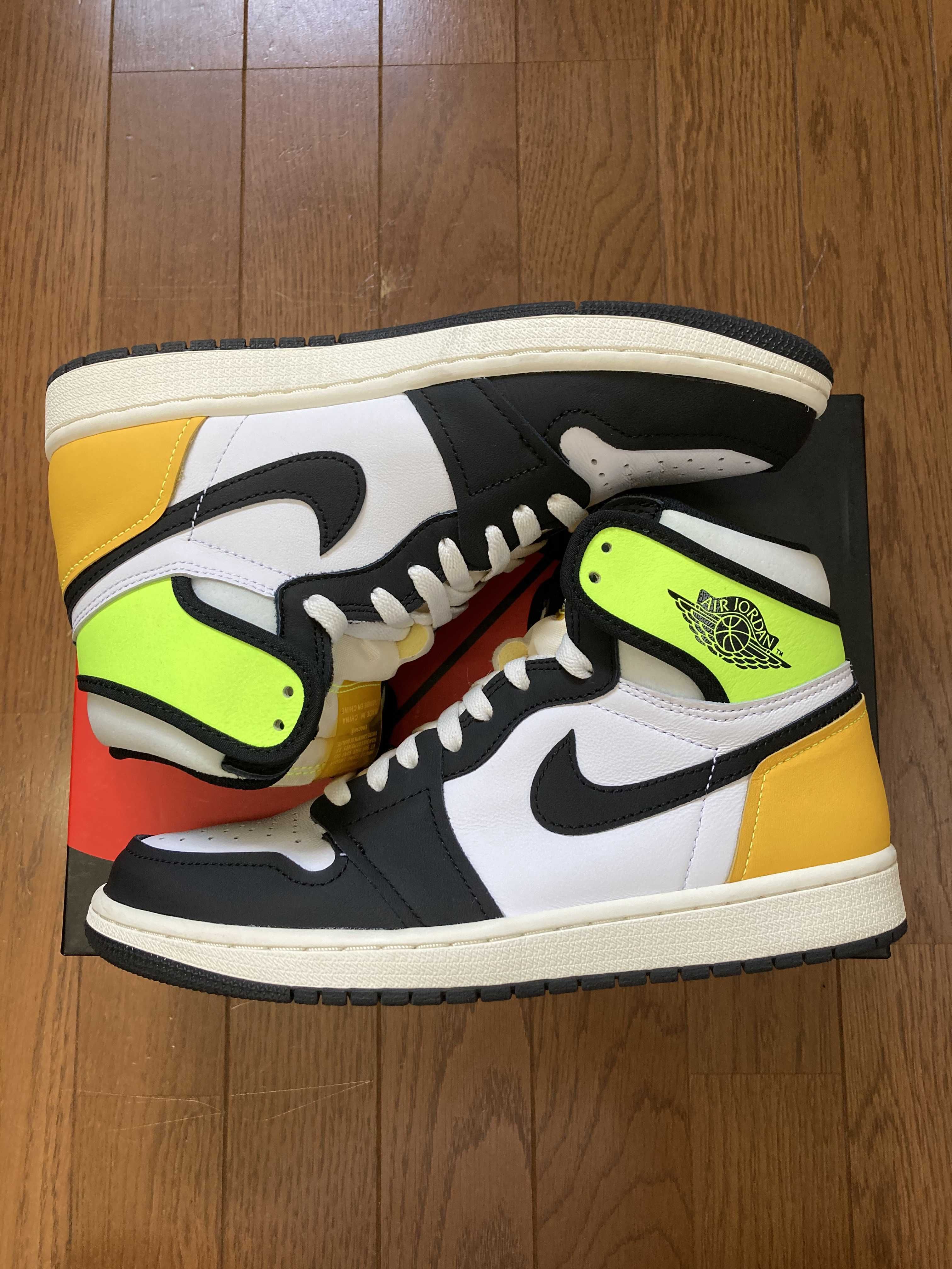 Nike Air Jordan 1 High OG "Volt Gold"