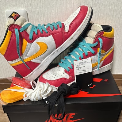Nike Air Jordan 1 High OG "Light Fusion Red"