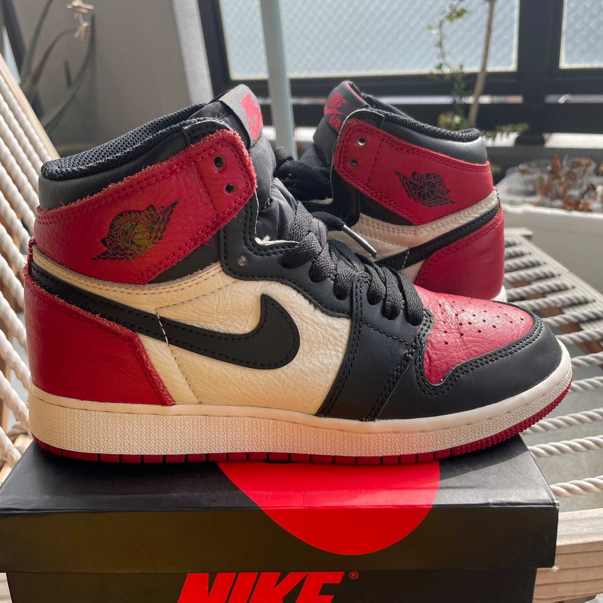 Nike GS Air Jordan 1 Retro High "Bred Toe"