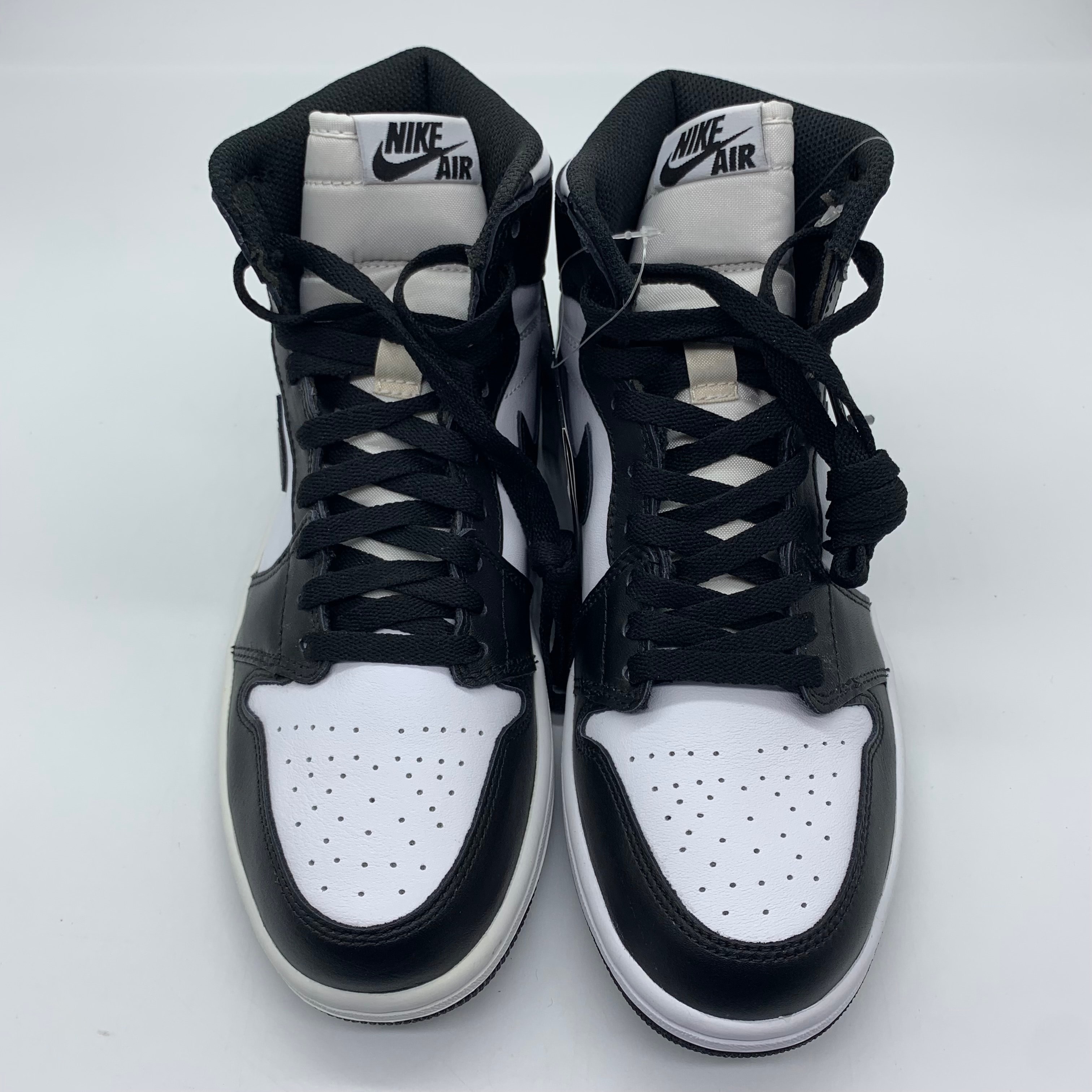 Nike Air Jordan 1 Retro High OG "Black/White"