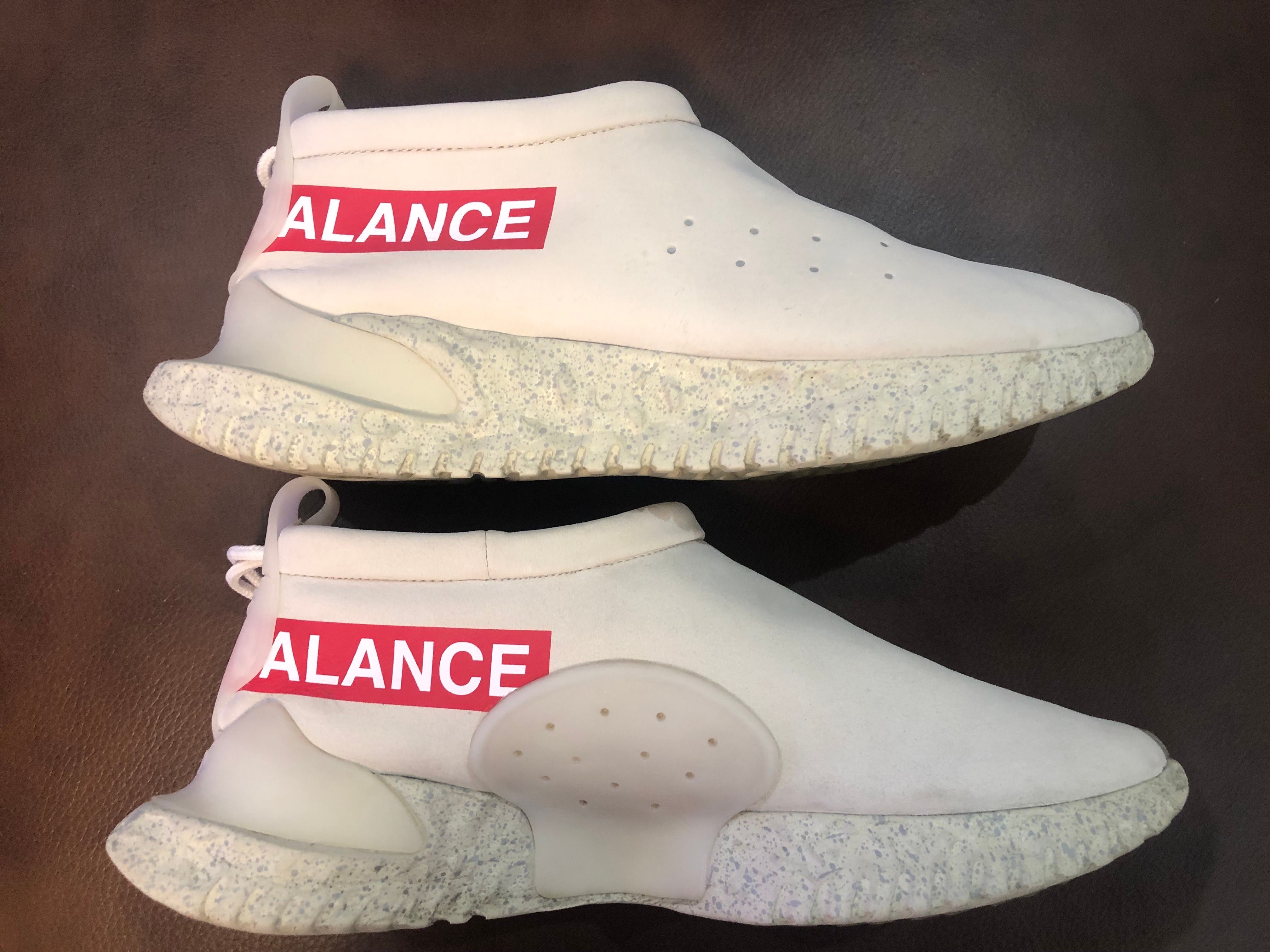 UNDERCOVER × Nike Moc Flow "Light Bone"