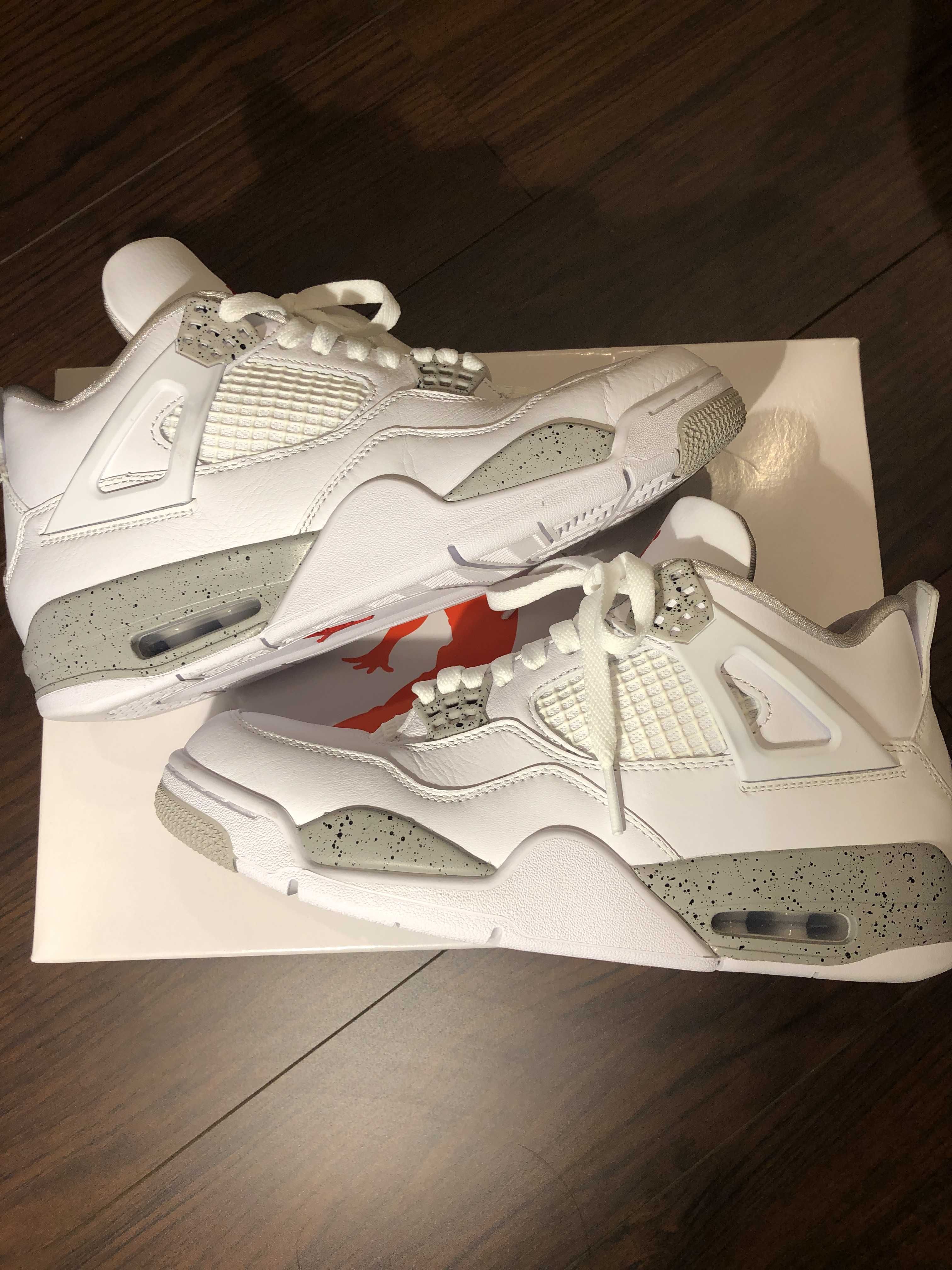 Nike Air Jordan 4 "Tech White"  