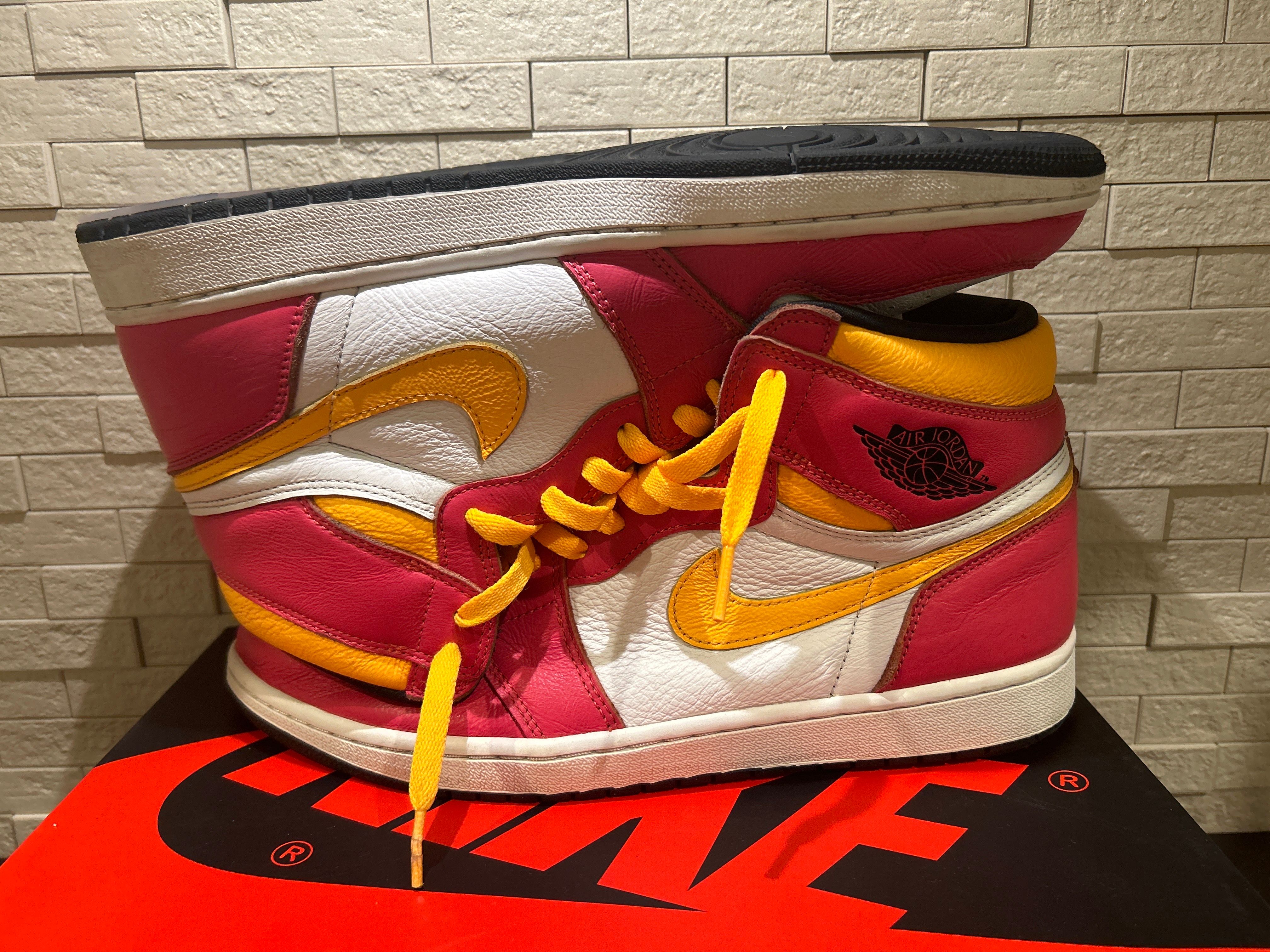 Nike Air Jordan 1 High OG "Light Fusion Red"