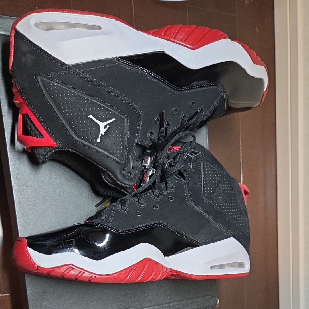 ナイキ ジョーダン B' ロイヤル "ブラック/ジムレッド/ホワイト"