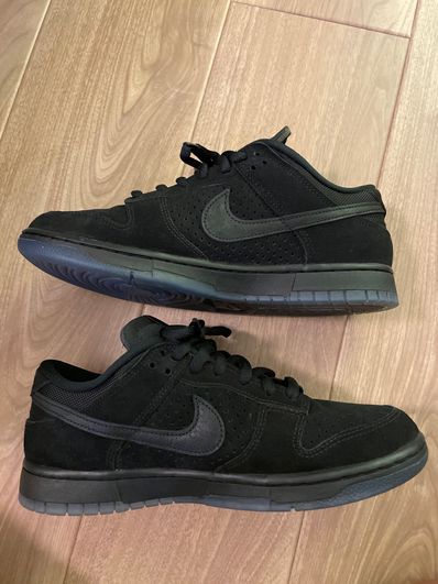 UNDEFEATED × Nike Dunk Low SP "5 ON IT"