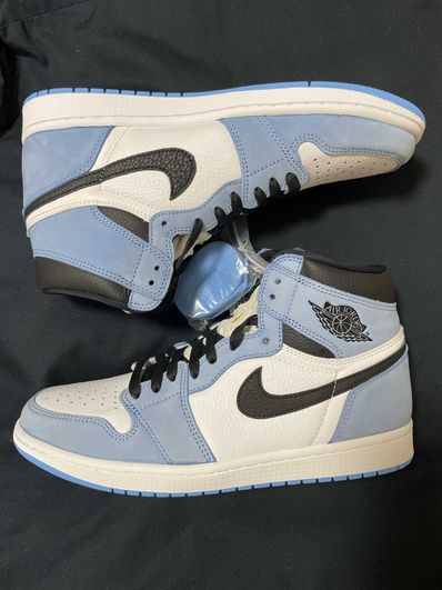 Nike Air Jordan 1 High OG "University Blue"