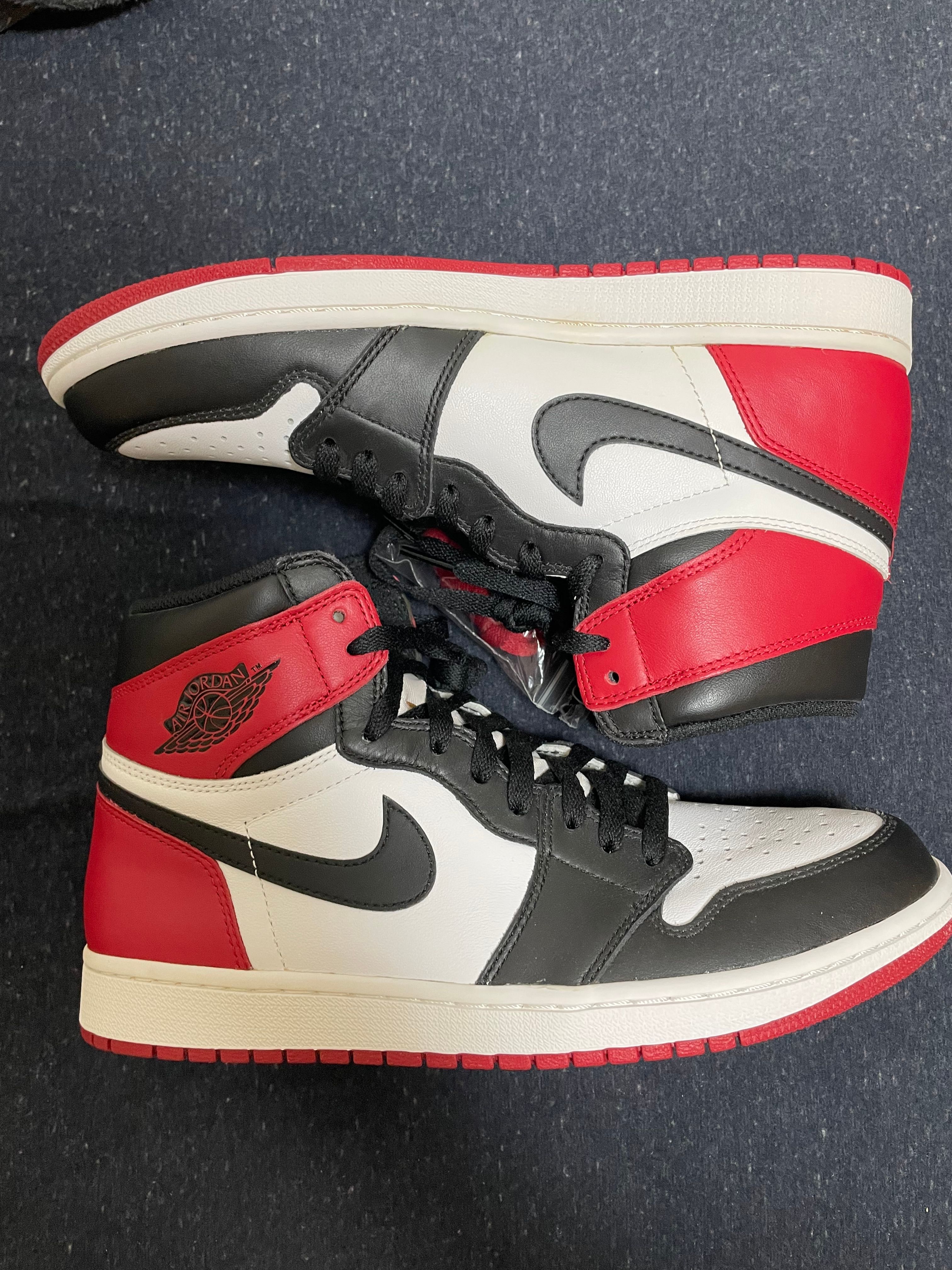 Nike Air Jordan 1 Retro High OG "Black Toe"(2016)