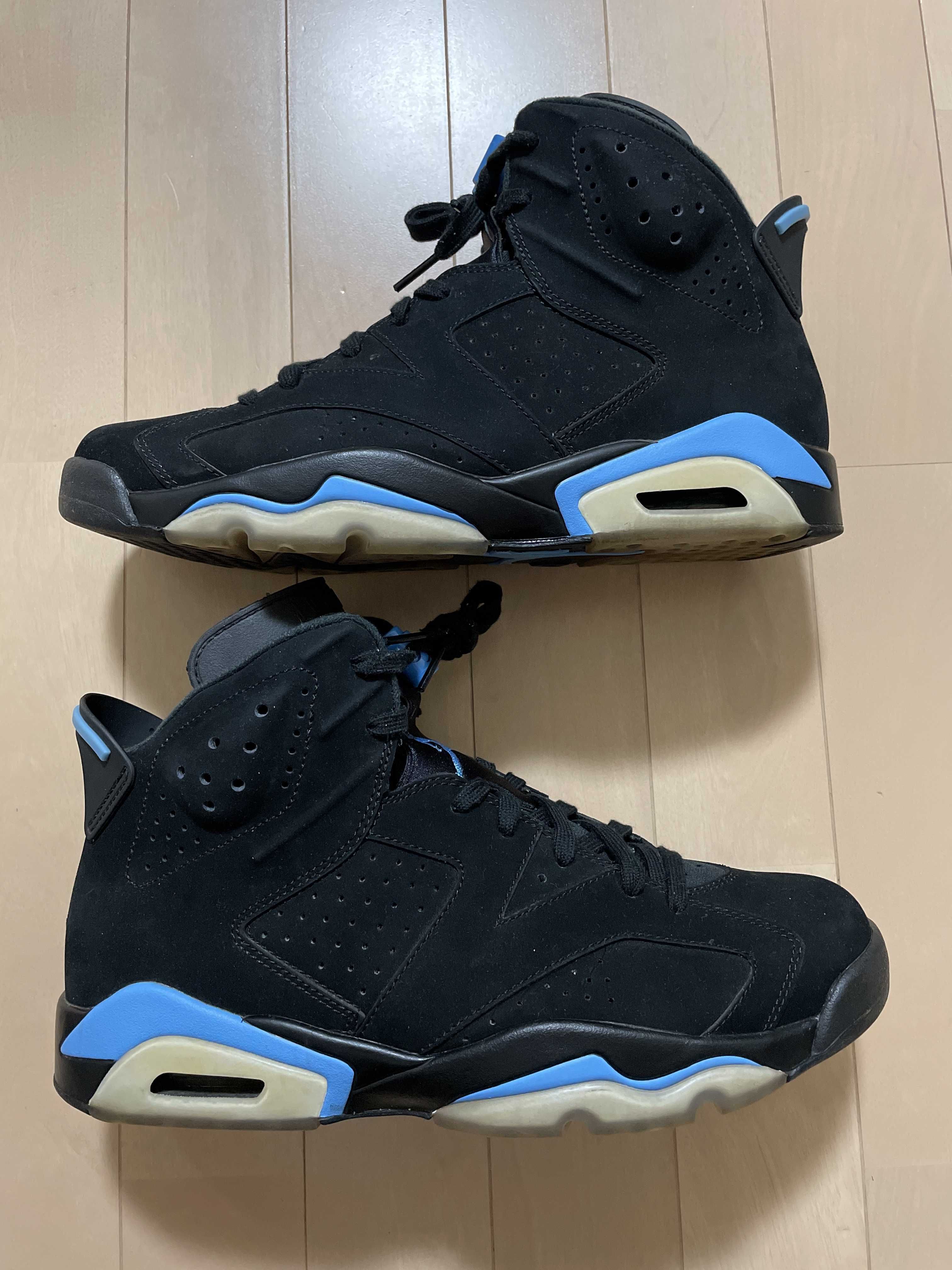 NIKE AIR JORDAN 6 RETRO "UNC"