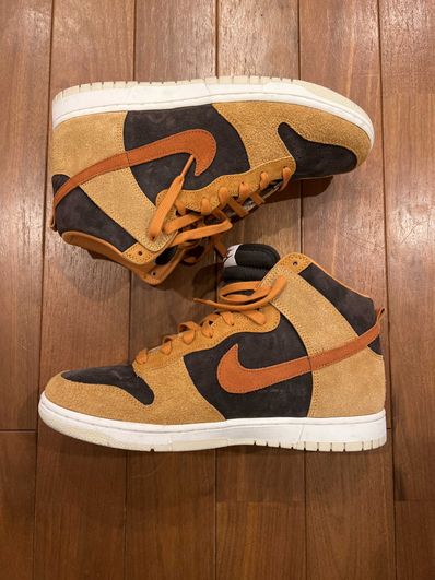 NIKE DUNK HIGH PRM "DARK CURRY"