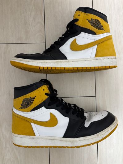 Nike Air Jordan 1 Retro High OG "Black Toe/Yellow Ochre"