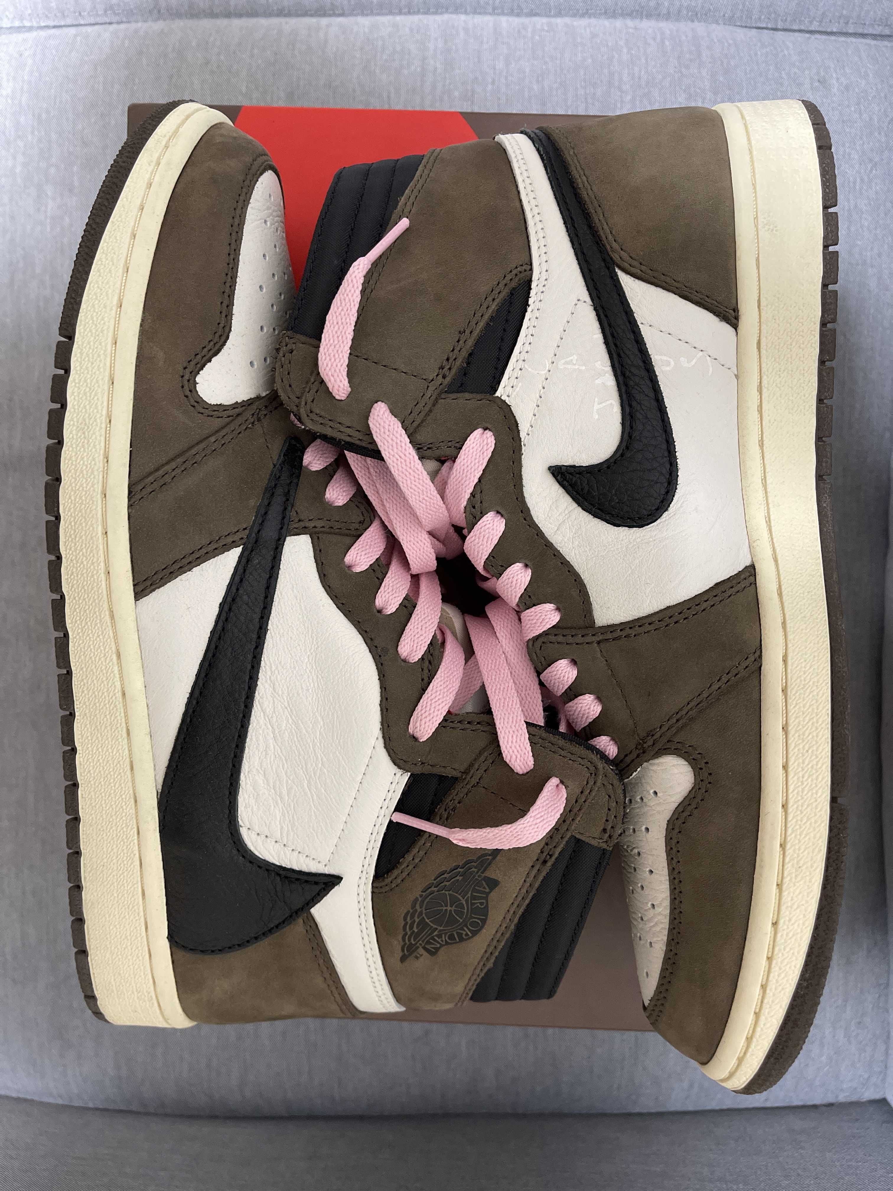 Travis Scott × Nike Air Jordan 1 Retro High OG TS SP "Sail/Dark Mocha"