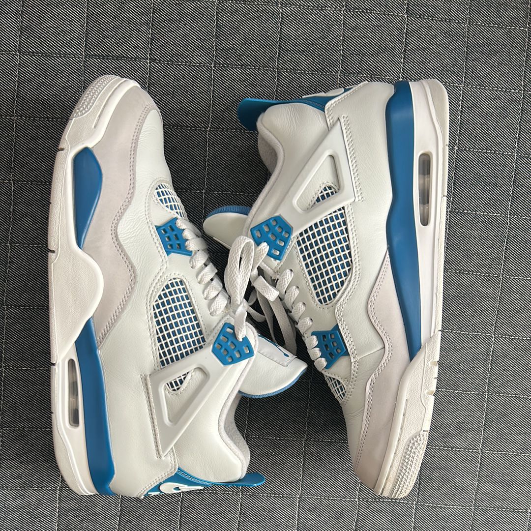 Nike Air Jordan 4 Retro "Industrial Blue"