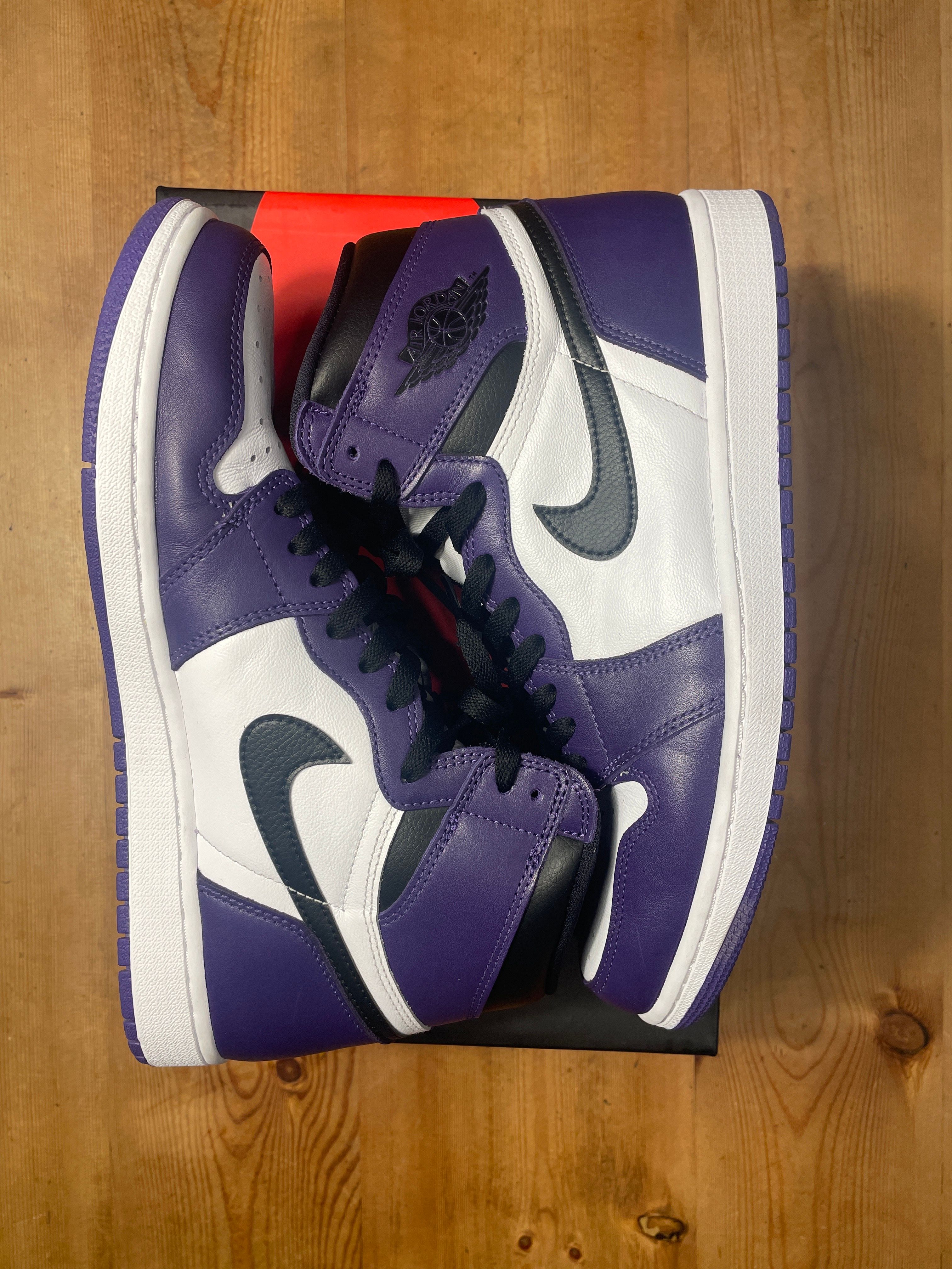Nike Air Jordan 1 Retro High OG "Court Purple White/Black" (2020)