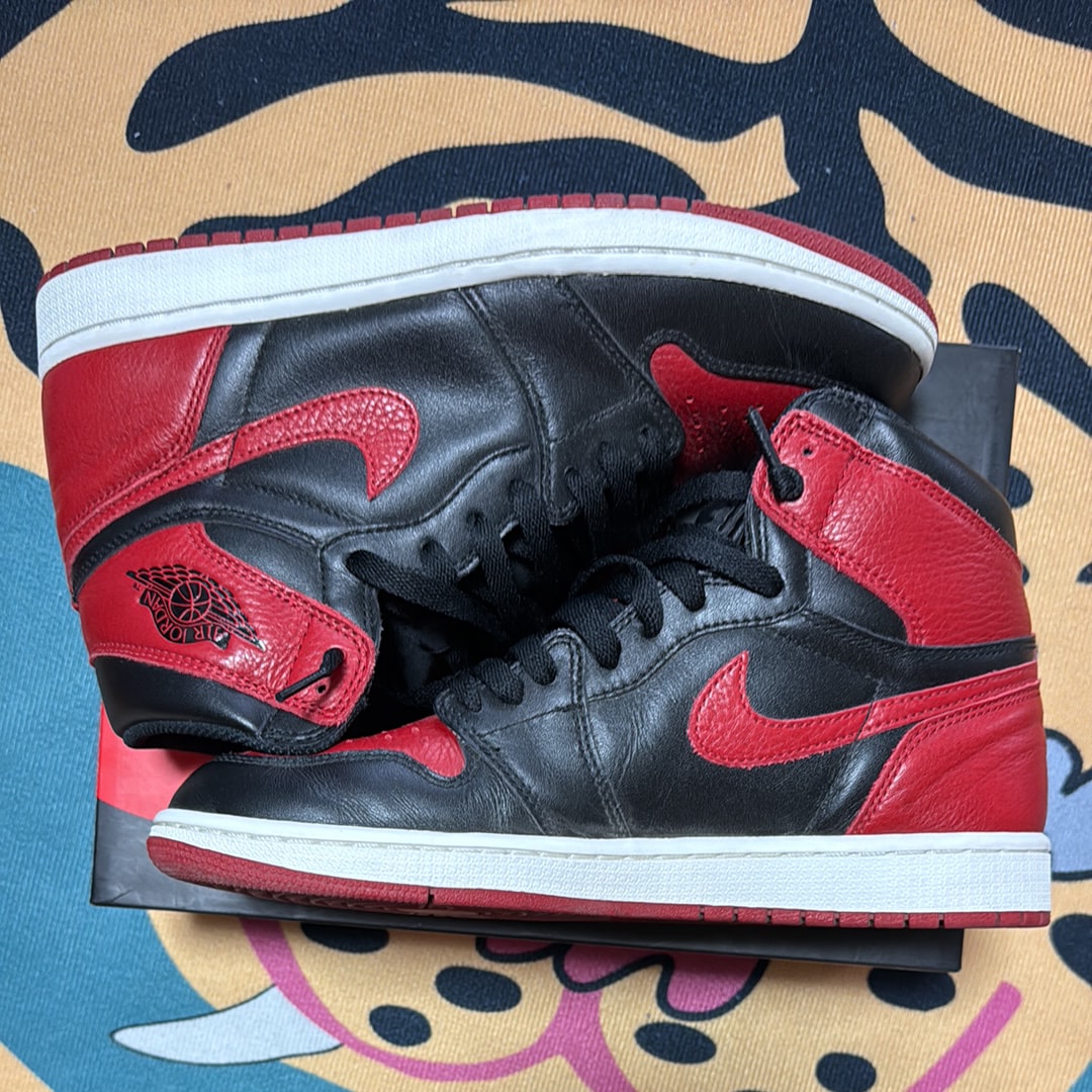 Nike Air Jordan 1 Retro High OG "Bred/Banned"