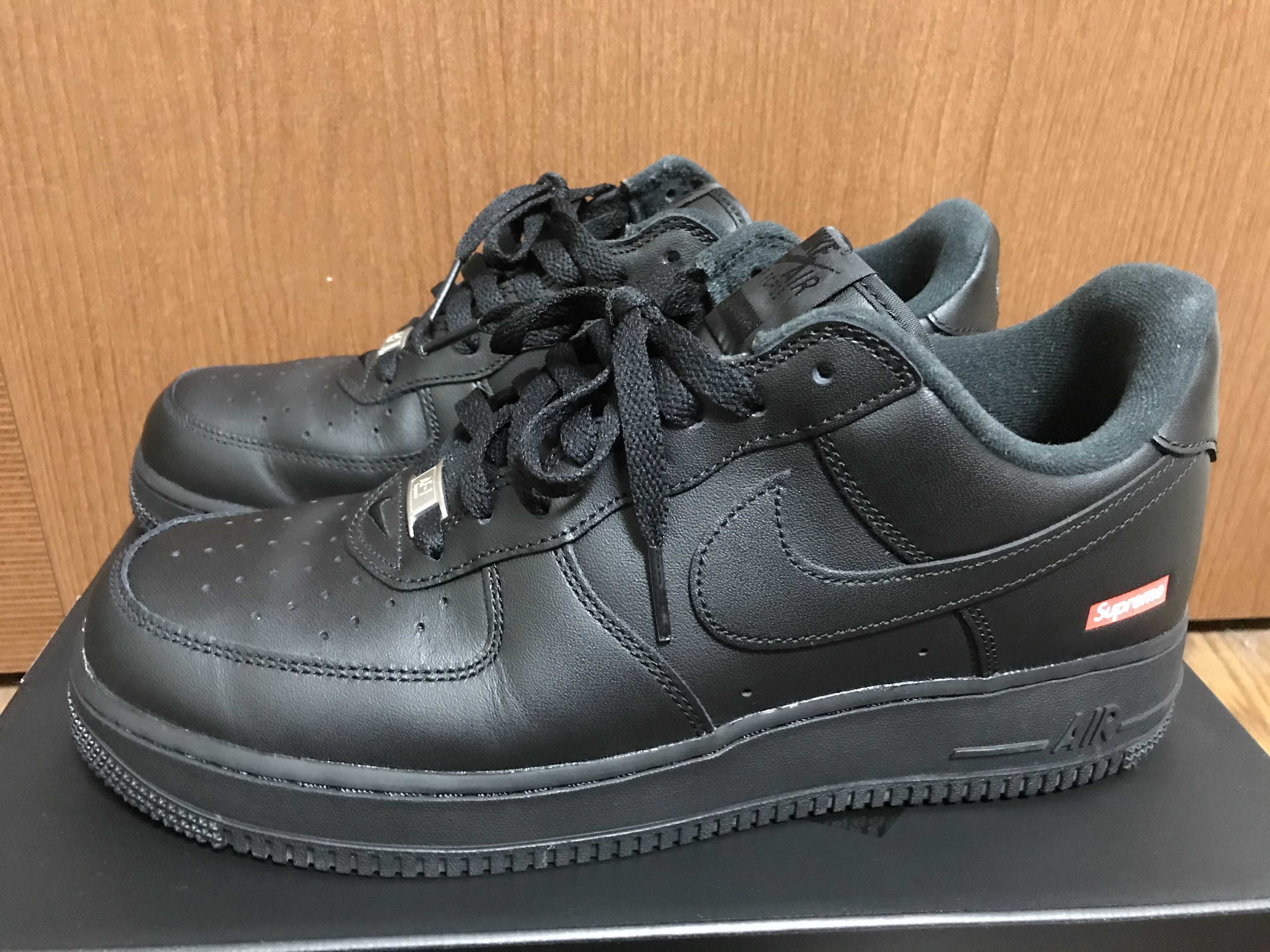 Supreme × Nike Air Force 1 Low "Black"