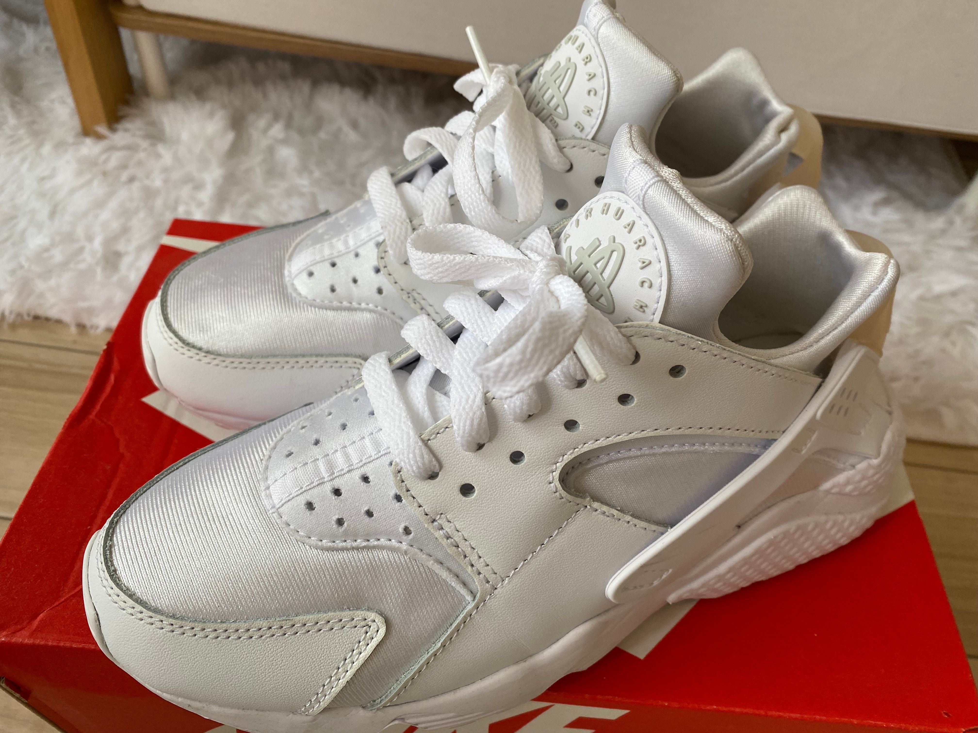 Nike Women's Air Huarache "Triple White" (2021)