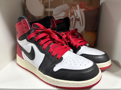 Nike GS Air Jordan 1 Retro High OG "Black Toe Reimagined"