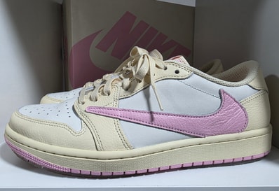 Travis Scott × Nike Air Jordan 1 Retro Low OG "Muslin/Shy Pink"