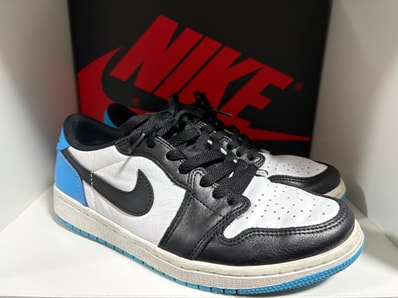 Nike Air Jordan 1 Low OG "Black and Dark Powder Blue/UNC"