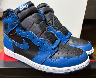 Nike Air Jordan 1 Retro High OG "Dark Marina Blue"