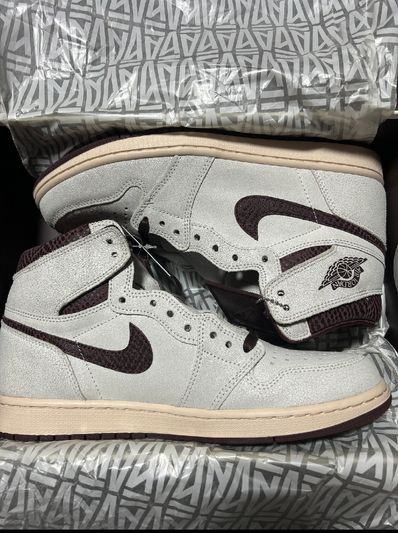 A Ma Maniere × Nike Air Jordan 1 Retro High OG "Sail and Burgundy"