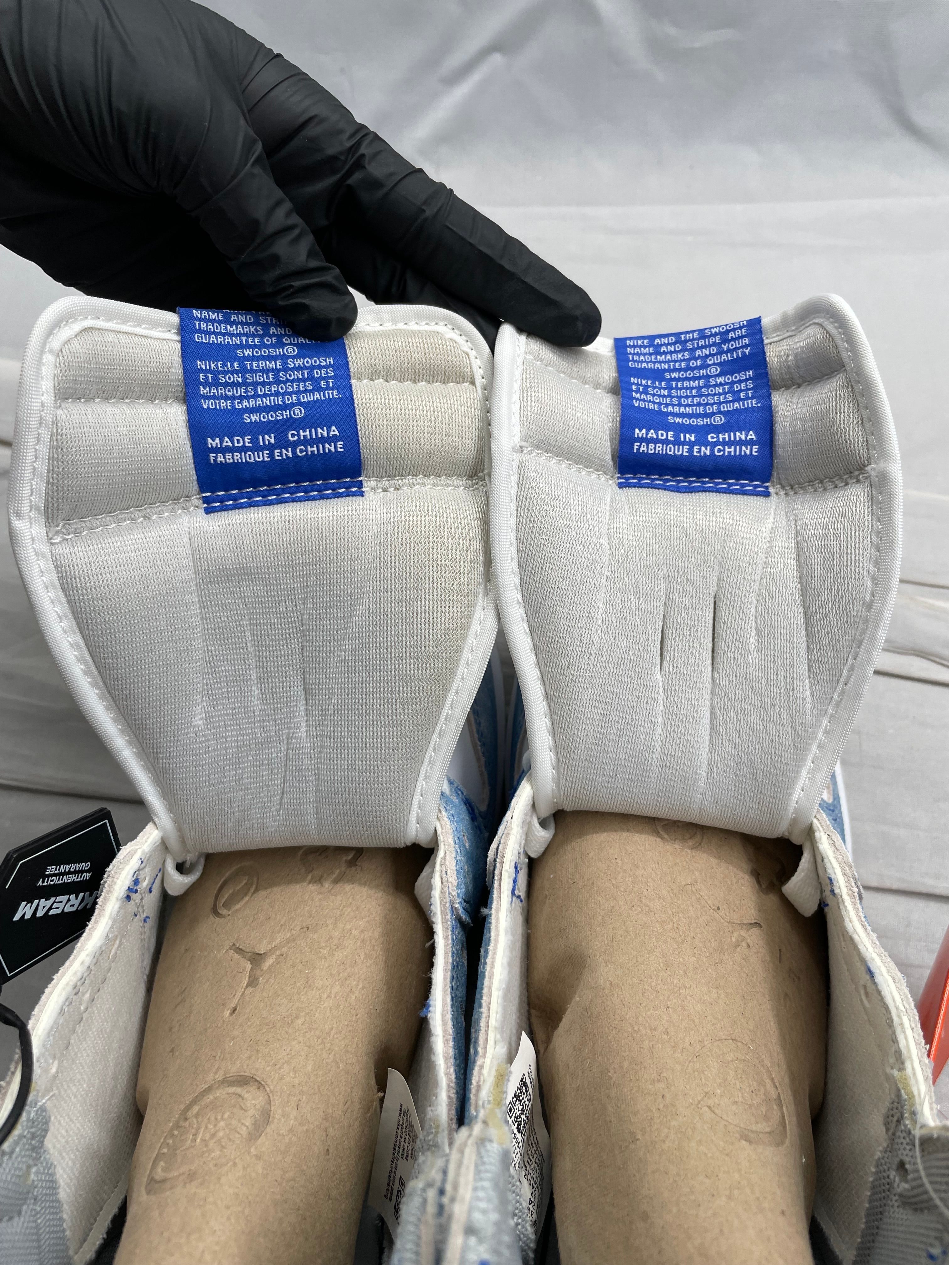 Nike GS Air Jordan 1 High OG "Hyper Royal"