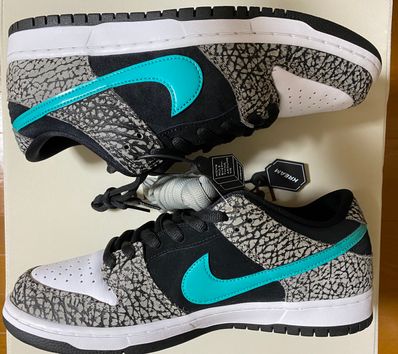 Nike SB Dunk Low "Elephant/Safari"