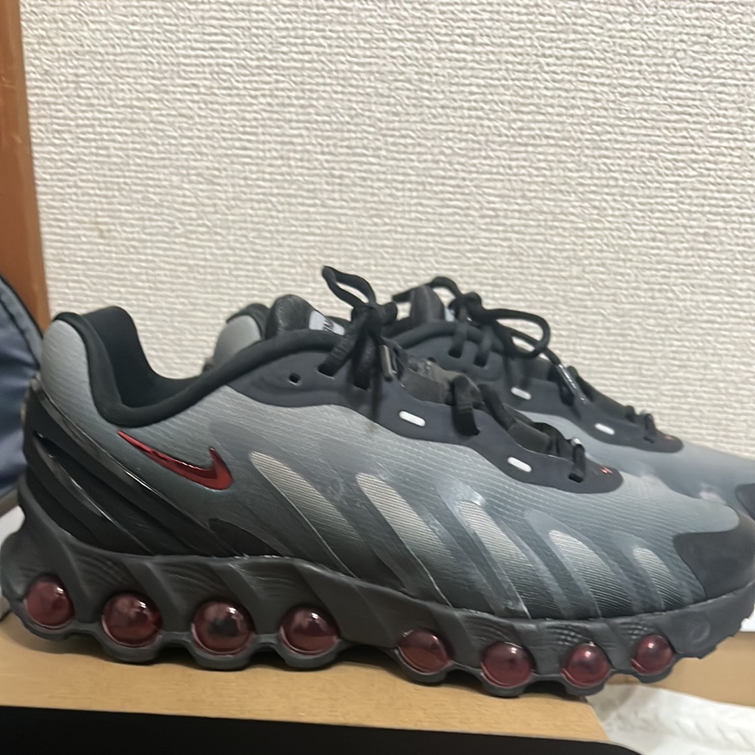 Nike Air Max DN8 "Black/Gym Red"