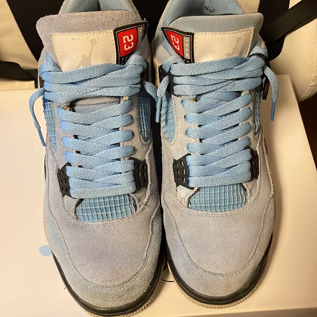 Nike Air Jordan 4 "University Blue"