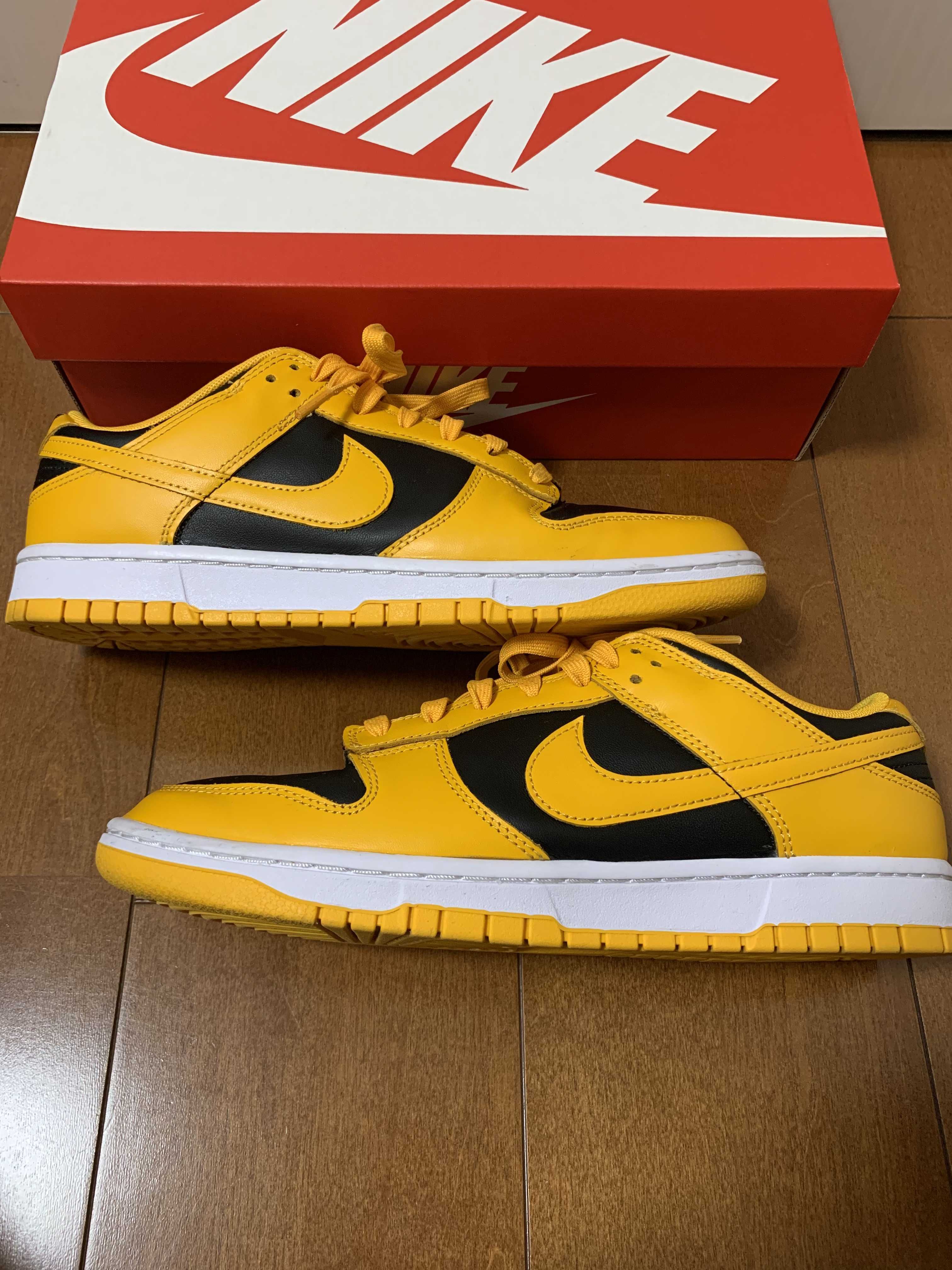 Nike Dunk Low "Championship Goldenrod"