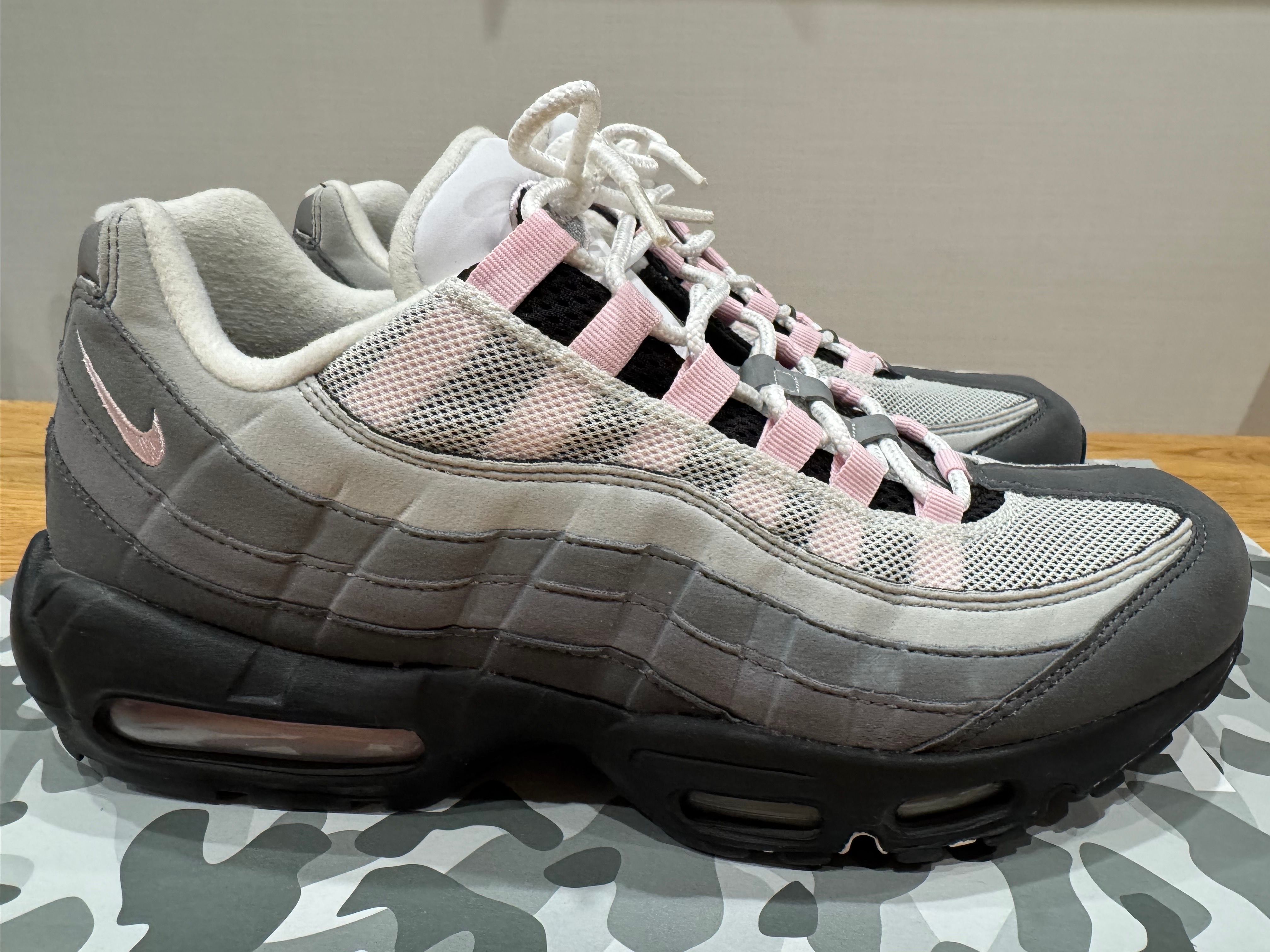 Nike Air Max 95 "Gunsmoke/Pink Foam"