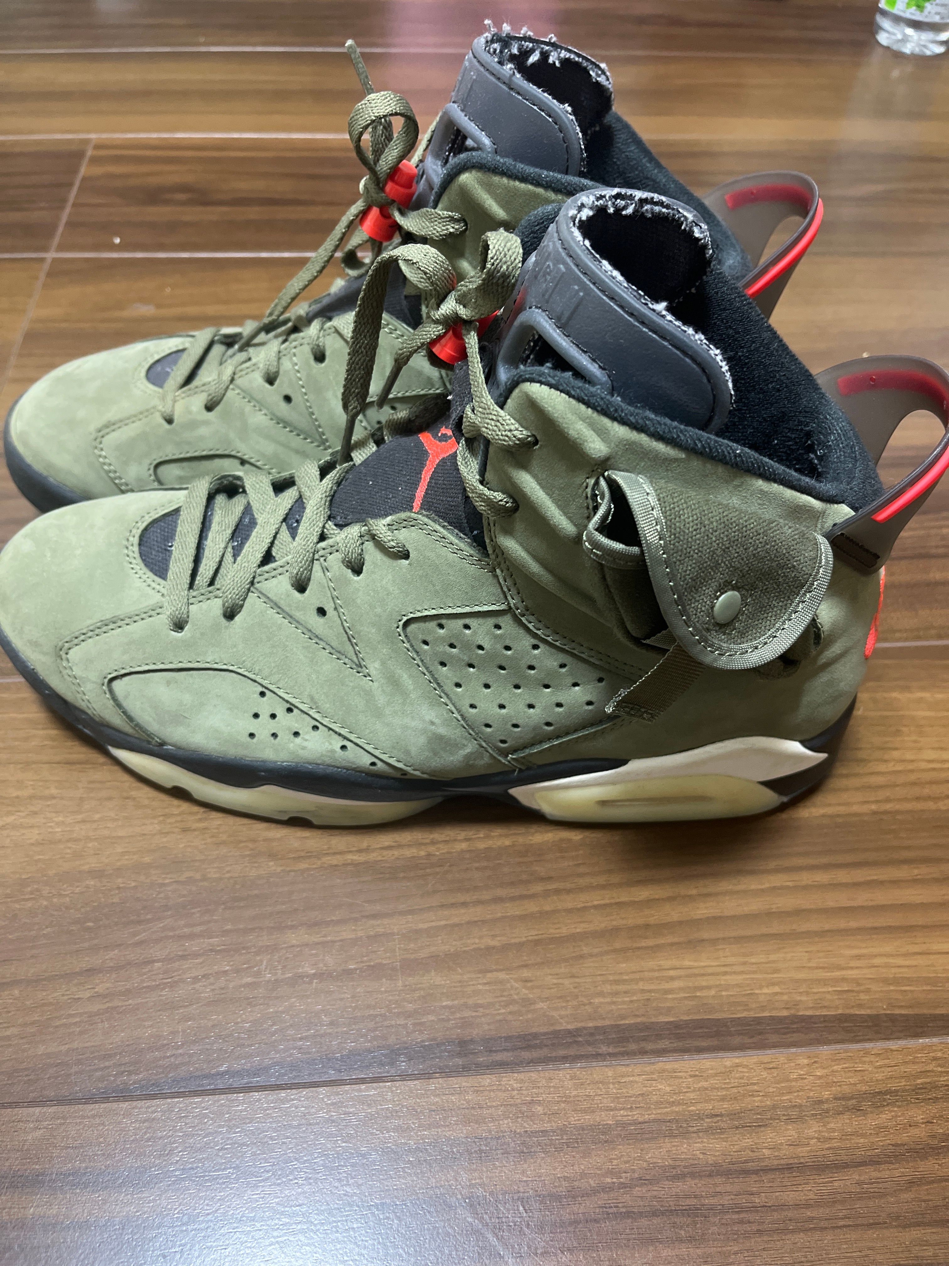 Travis Scott × Nike Air Jordan 6 Retro "Medium Olive"