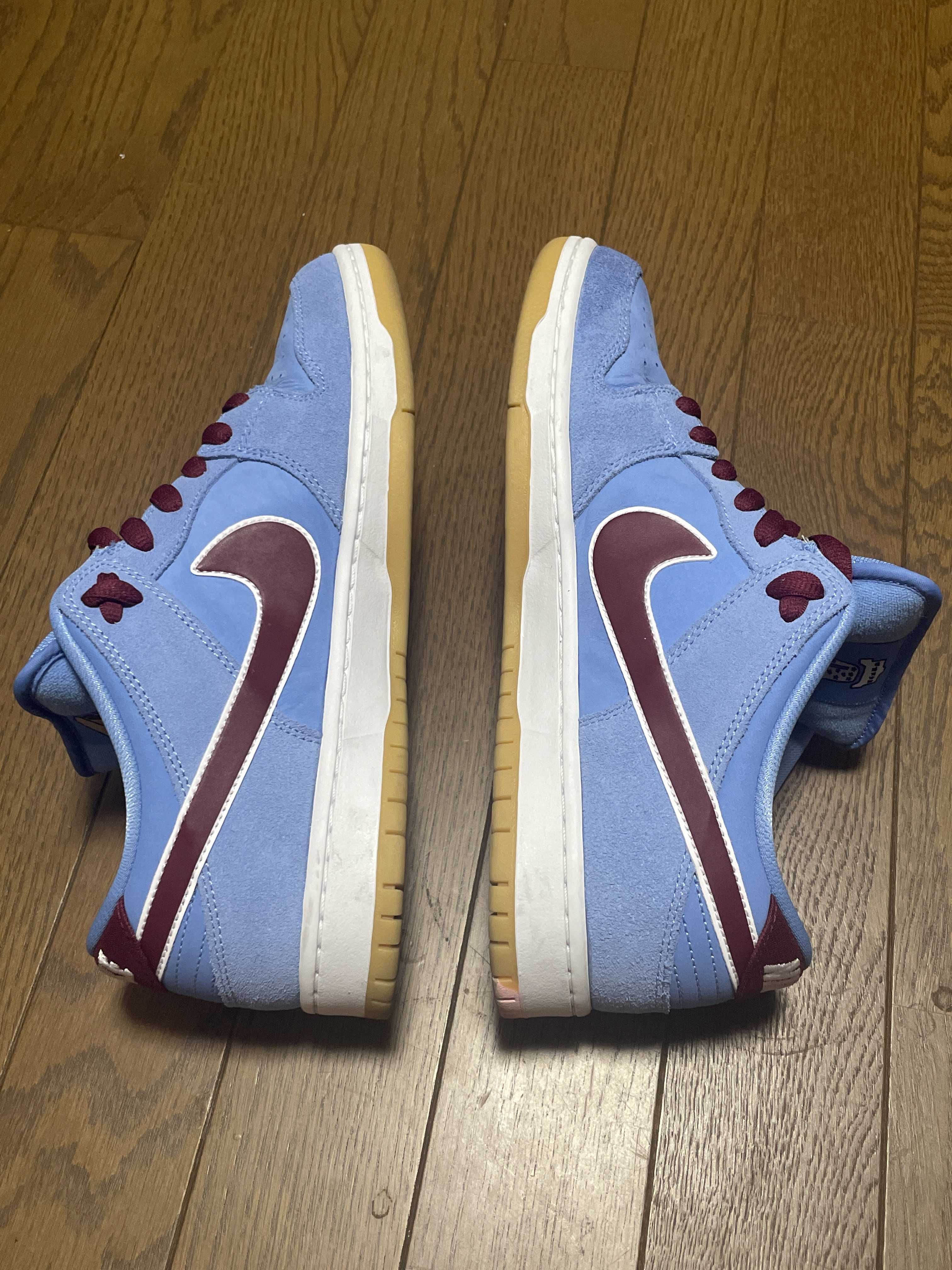 Nike SB Dunk Low Pro "Philadelphia Phillies/Valor Blue and Team Maroon"