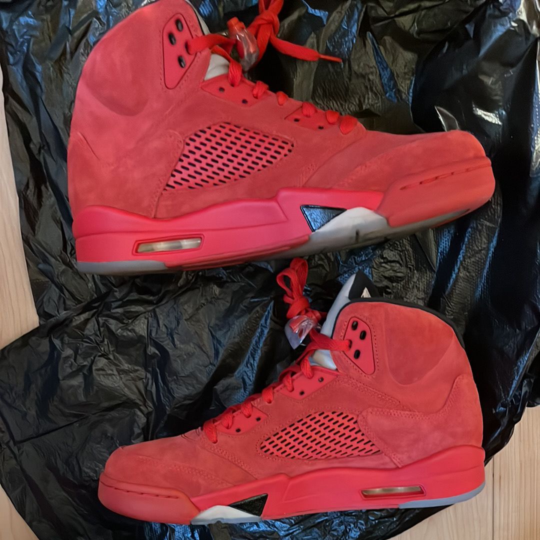 Nike Air Jordan 5 Ratro "Red Suede"