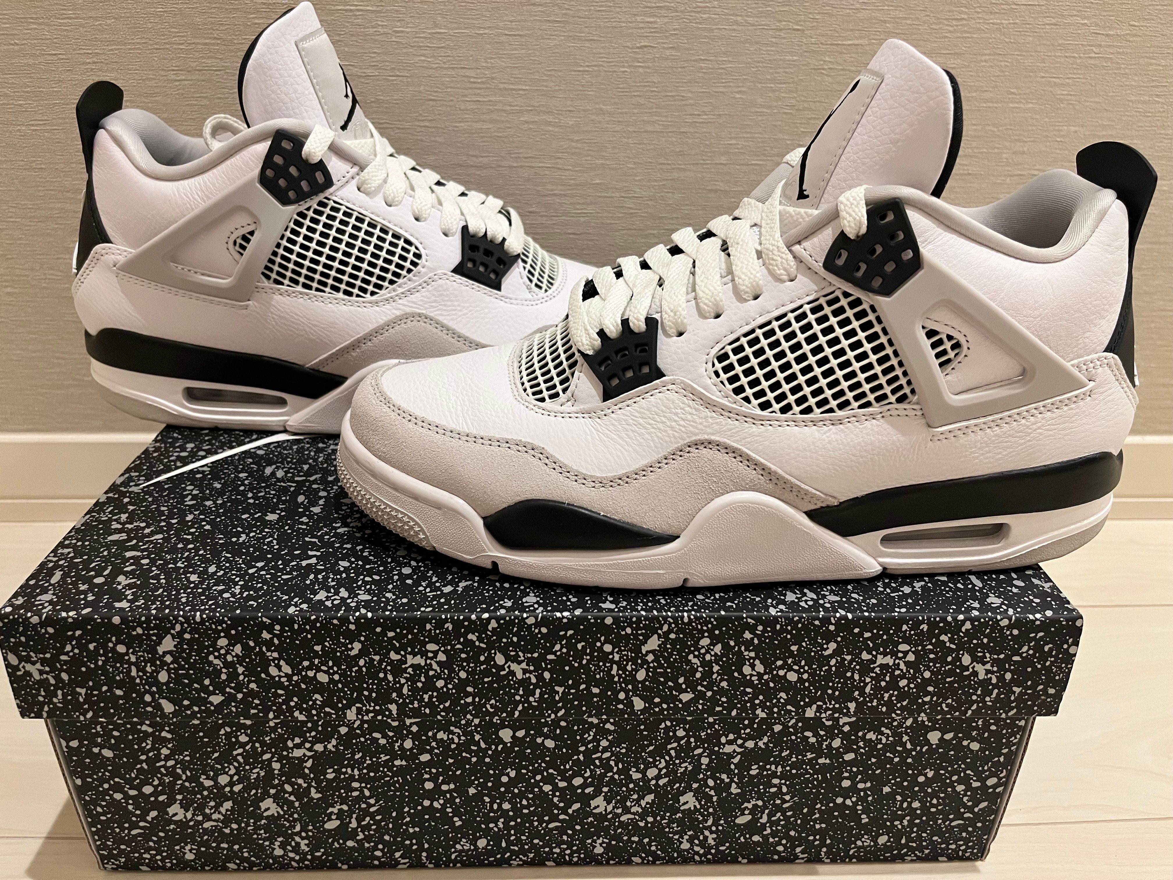 Nike Air Jordan 4 "Military Black"